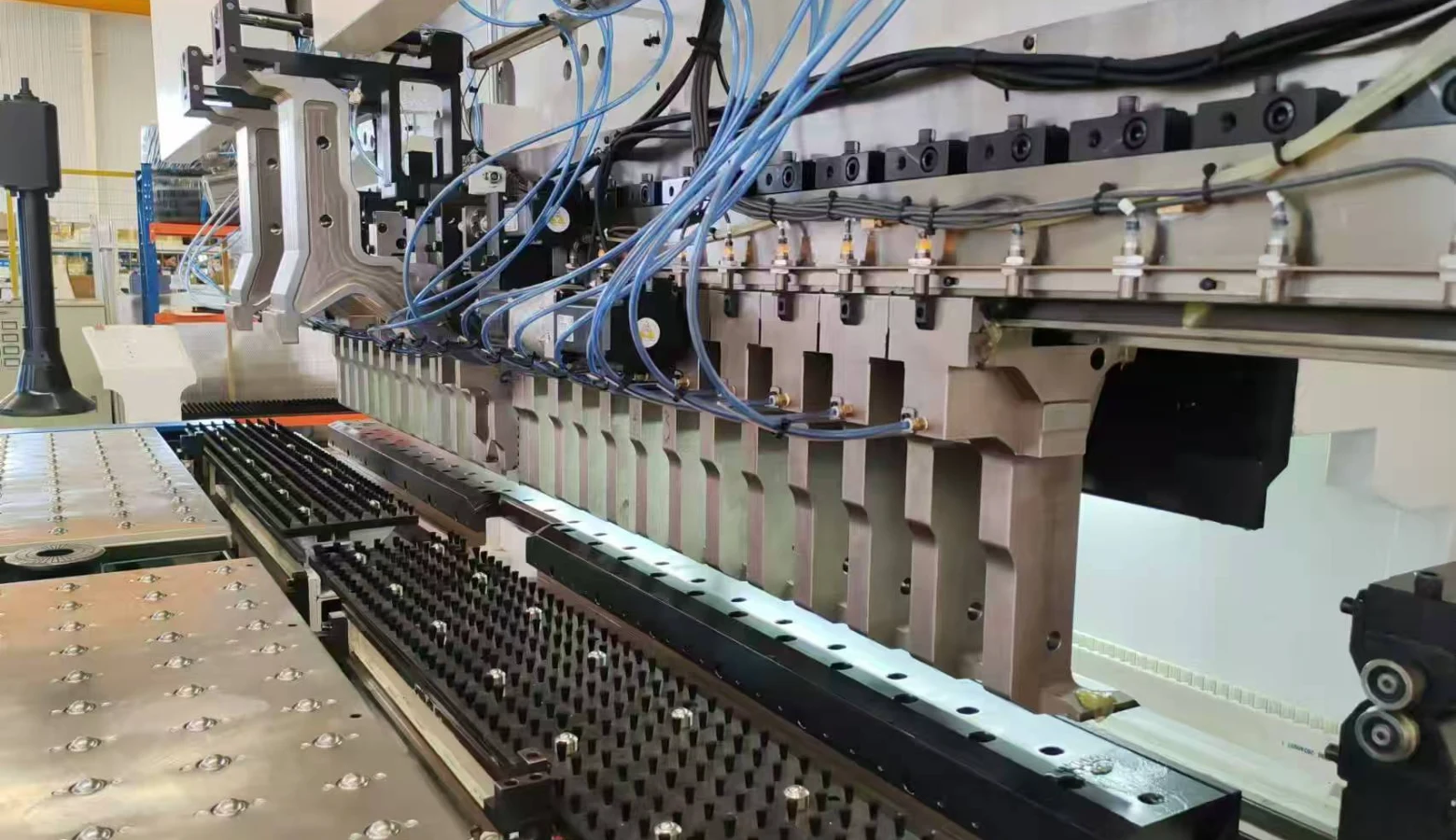 auto panel bender worktable