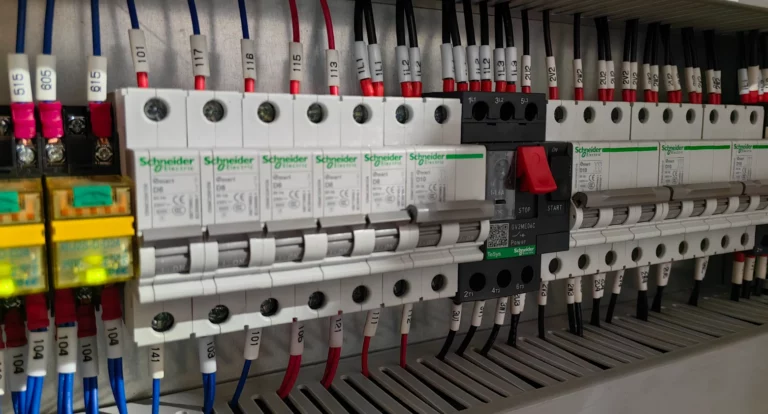 electric cabinet of press brake
