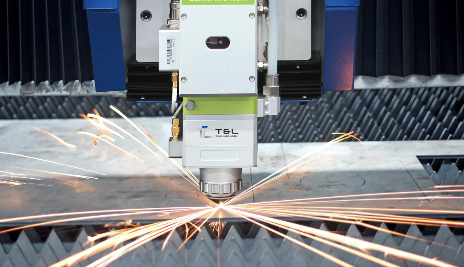 laser cutting head