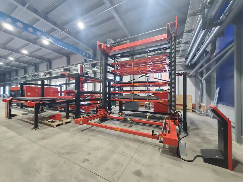 Automatic production line of laser cutting machine