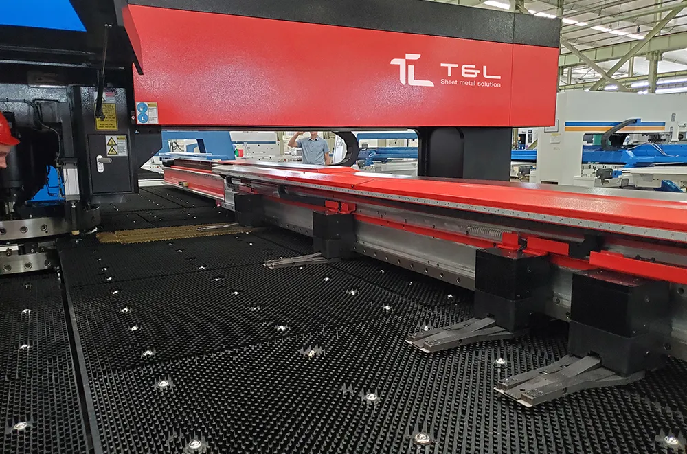 HPML turret punch and laser cutting combination machine